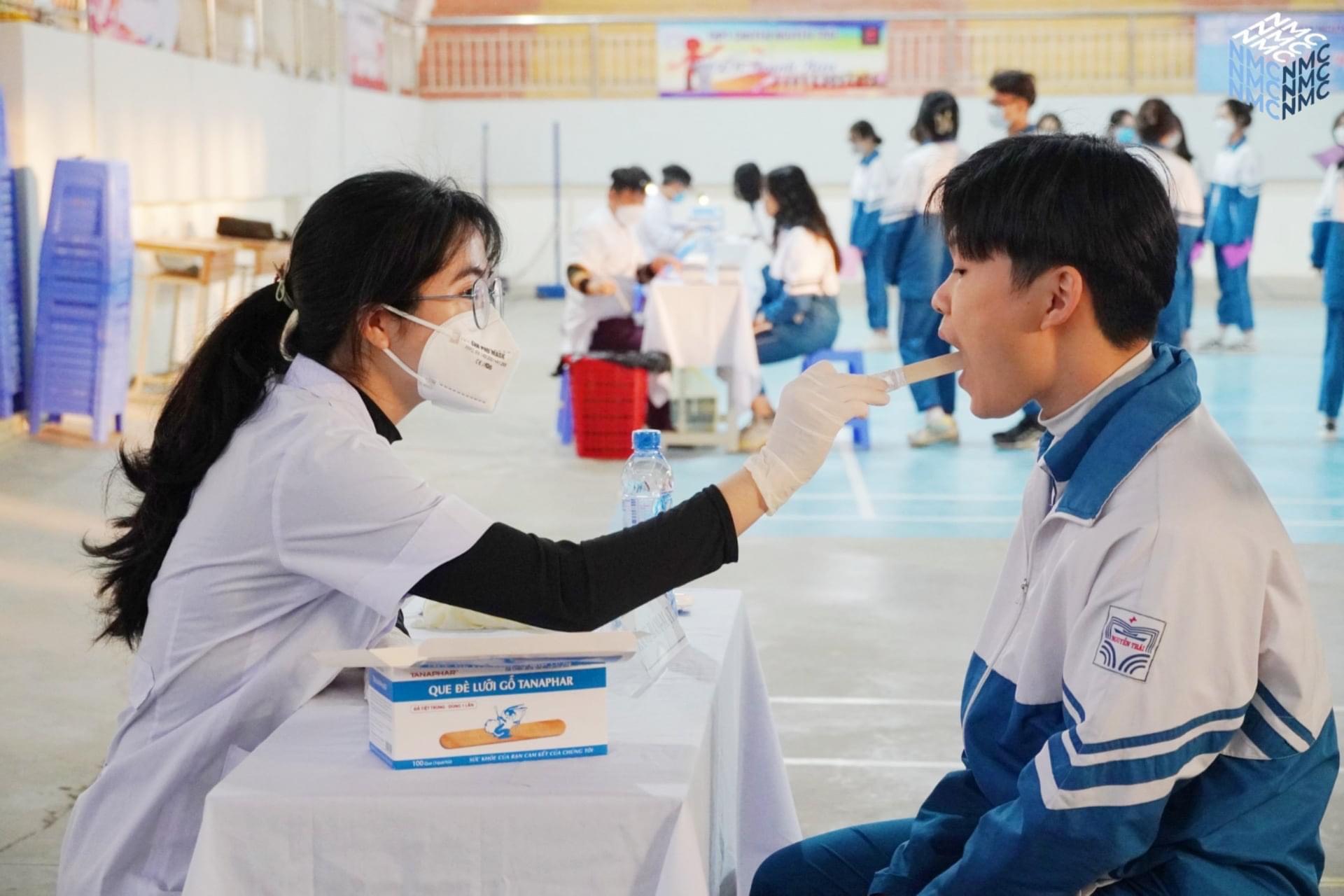Một năm nhìn lại công tác y tế học đường trong đại dịch Covid-19.